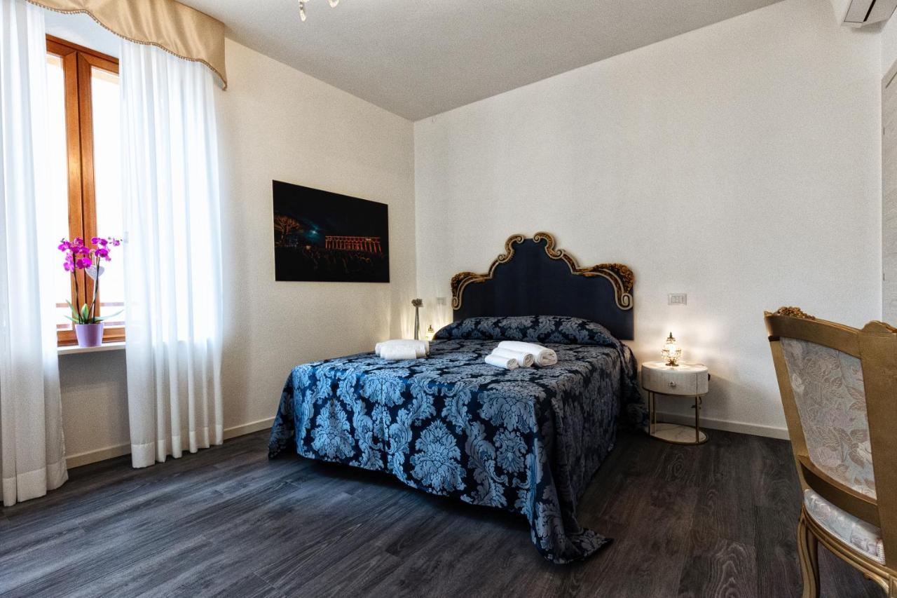 Sinfonia 23 Hotel Ravenna Kültér fotó
